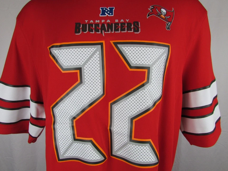 Camiseta deportiva de jugador para hombre Tampa Bay Buccaneers Doug Martin Foto 3 de 4