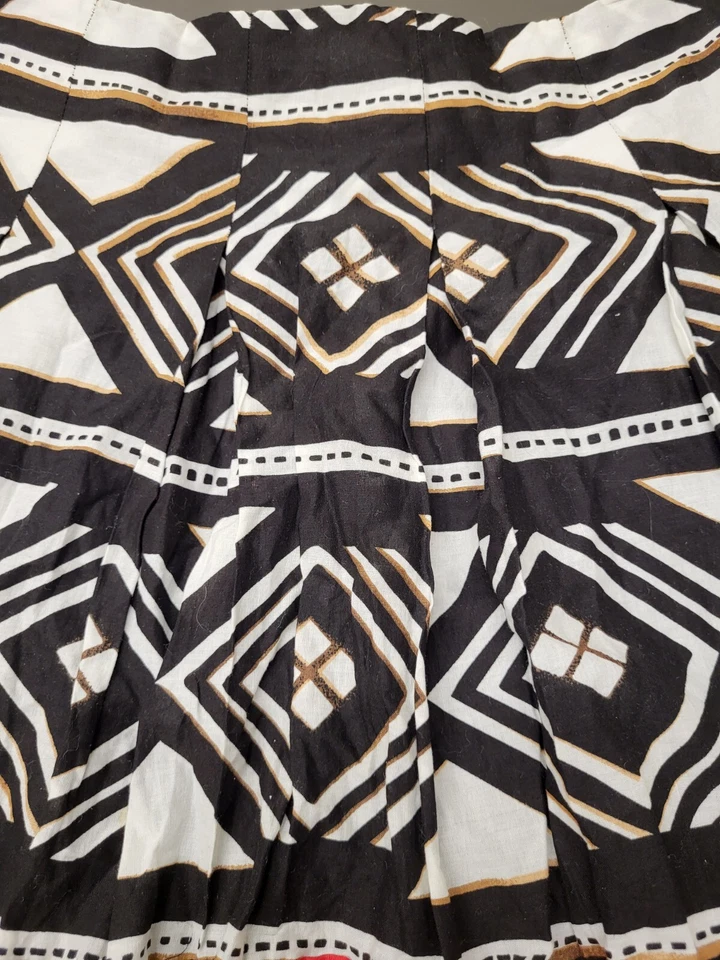VTG Sunny Leigh Women's Sz 6 Red Black White Aztec Wide Flare Cotton Lined Skirt - Image 4 of 4