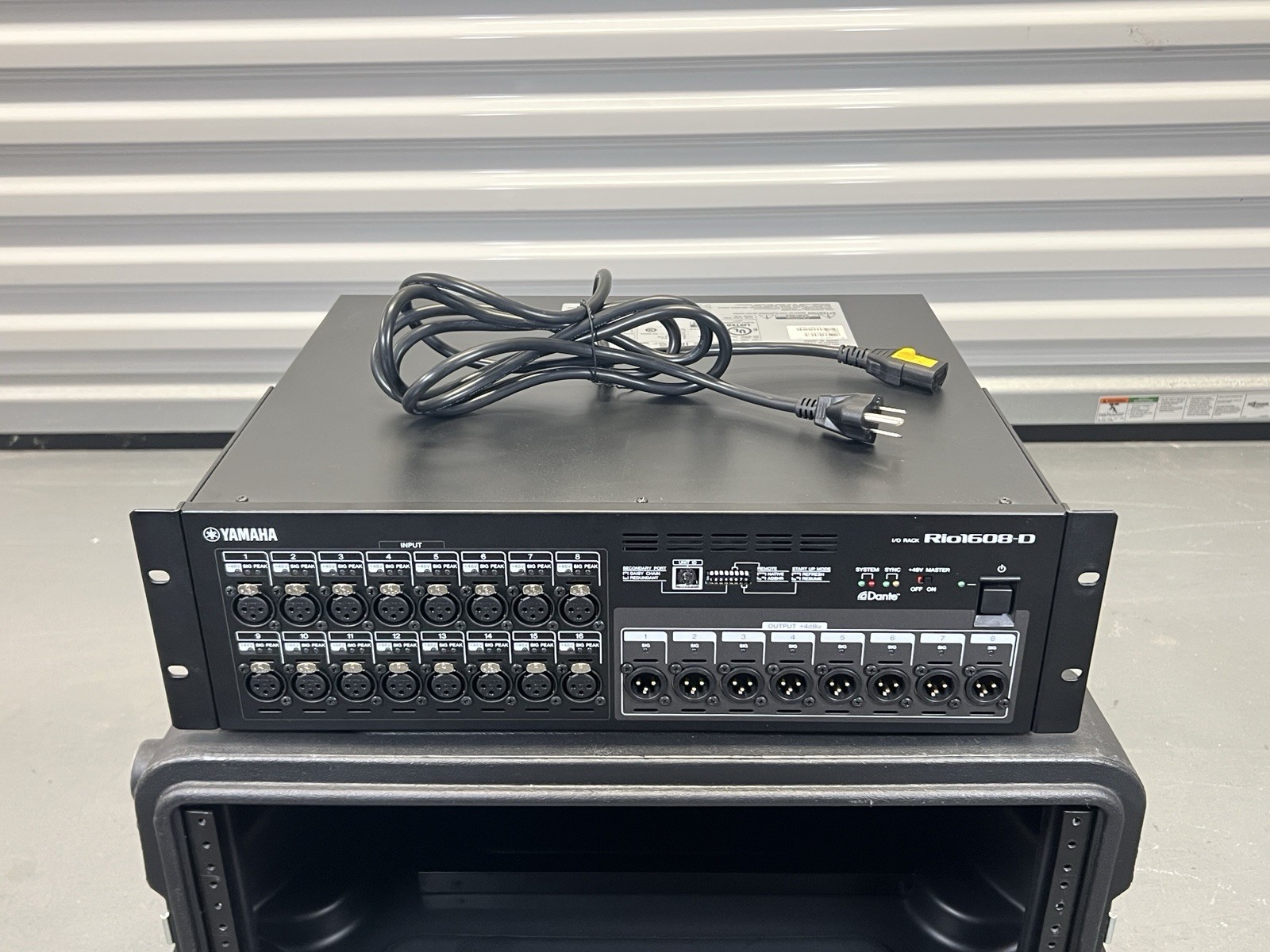 Yamaha Rio1608-D Dante I/O Rack 16ch 16 Mic/Line In 8 Out Rack Mint Condition