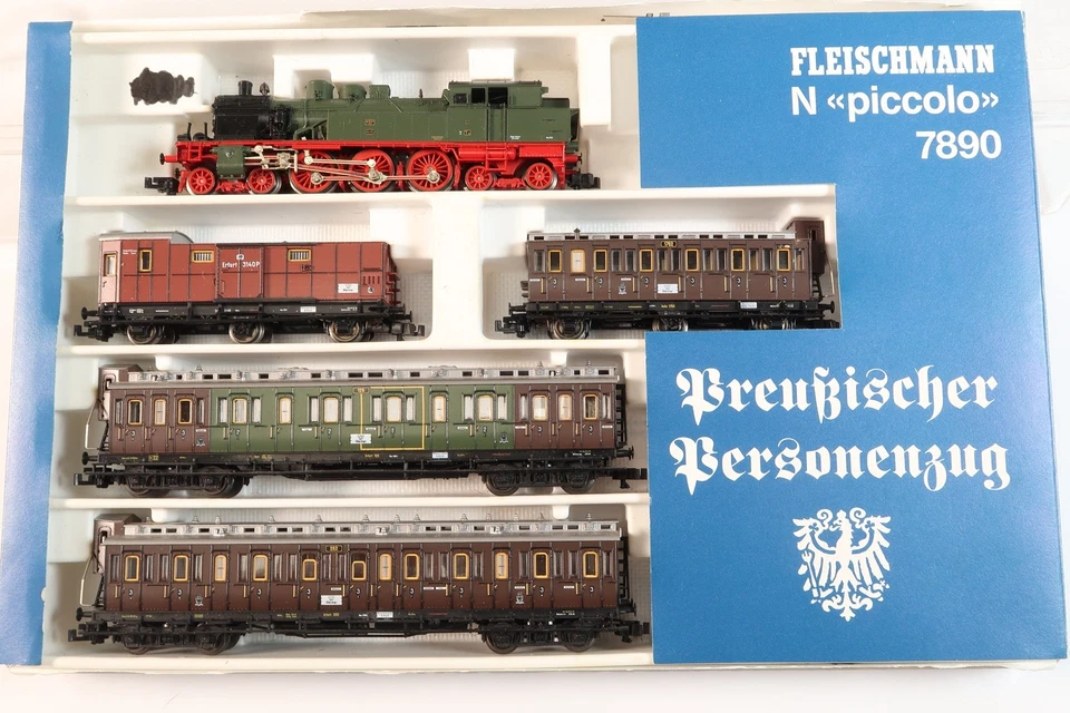 Fleischmann 7890 Zugset "Preußischer Personenzug" Dampflok T 18 + 4 Wagen N OVP