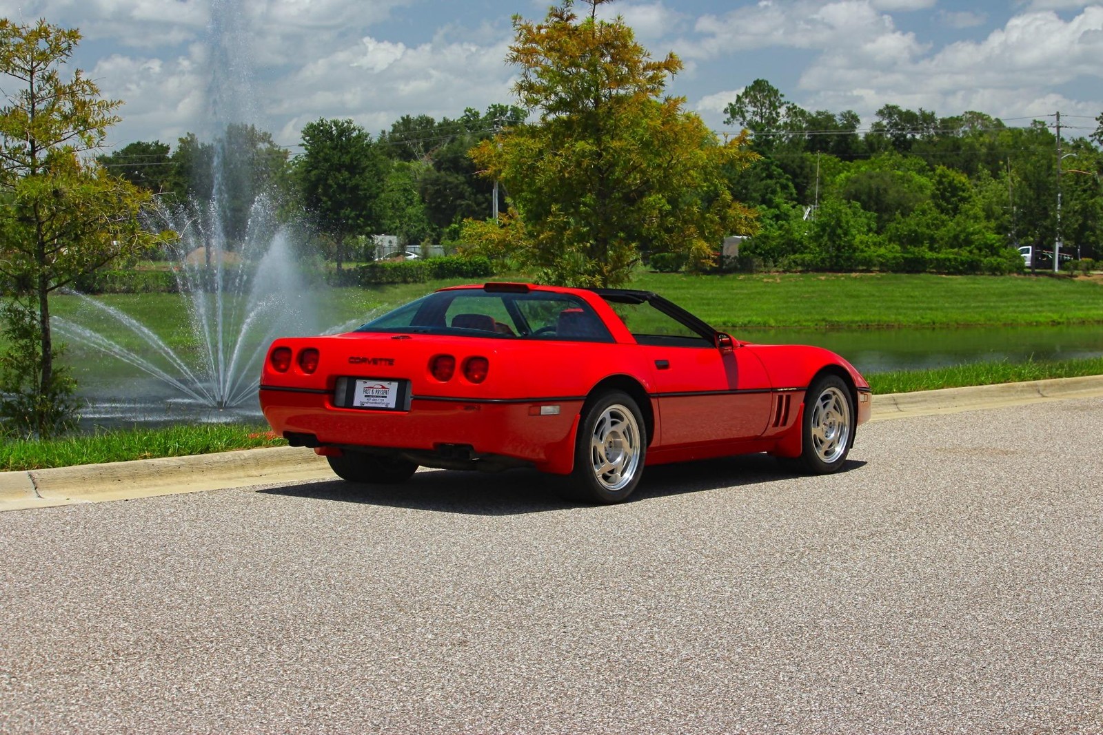1990 Bright Red Chevrolet Corvette   | C4 Corvette Photo 6