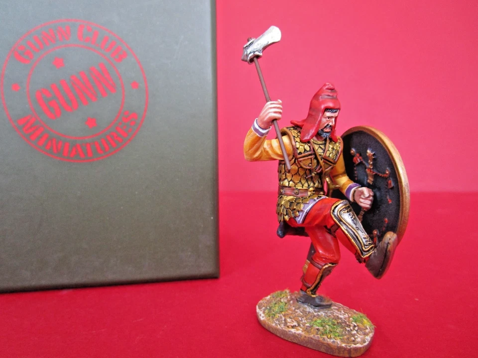 THOMAS GUNN XE15C Persian Immortal kicking with axe and shield Figure - Image 4 of 4