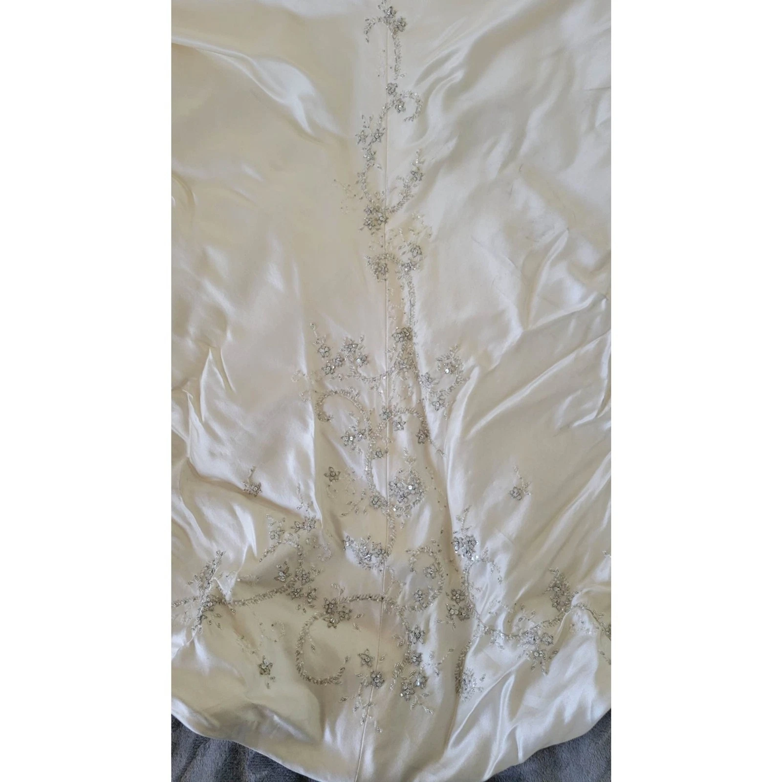 OFF WHITE Abito da sposa Matthew Christopher in seta bianco sporco