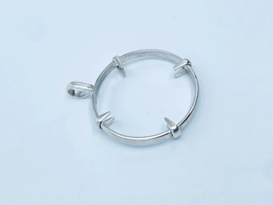 Ciondolo tondo in argento 925 con puntale lunetta vuota portamonete... - Immagine 2 di 4