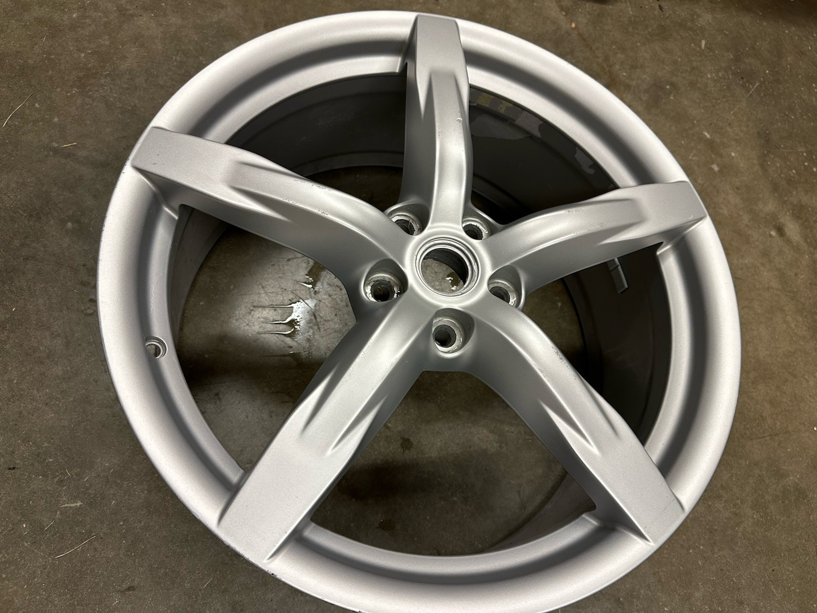 2016 20” FERRARI GTC4 LUSSO 8.5x20 F151M 311037 Factory OEM (1) FRONT Wheel Rim