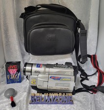 JVC GR-SXM340U Super VHS-C Camcorder 600x Zoom Bundle Bag Tape