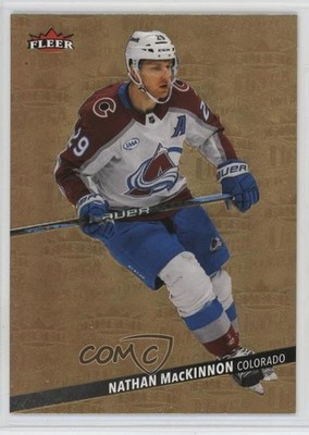 2025 Upper Deck Fleer Ultra Medallions Gold 165/200 Nathan MacKinnon #M-20 00d2