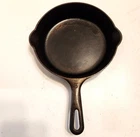Vintage Griswold No. 5 Cast Iron Skillet 724K From Erie PA 1940s-1950s Era READ