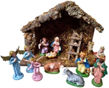 Vtg. Italy Nativity Scene Silent Night Music Box Stable Manger & (11) Figurines