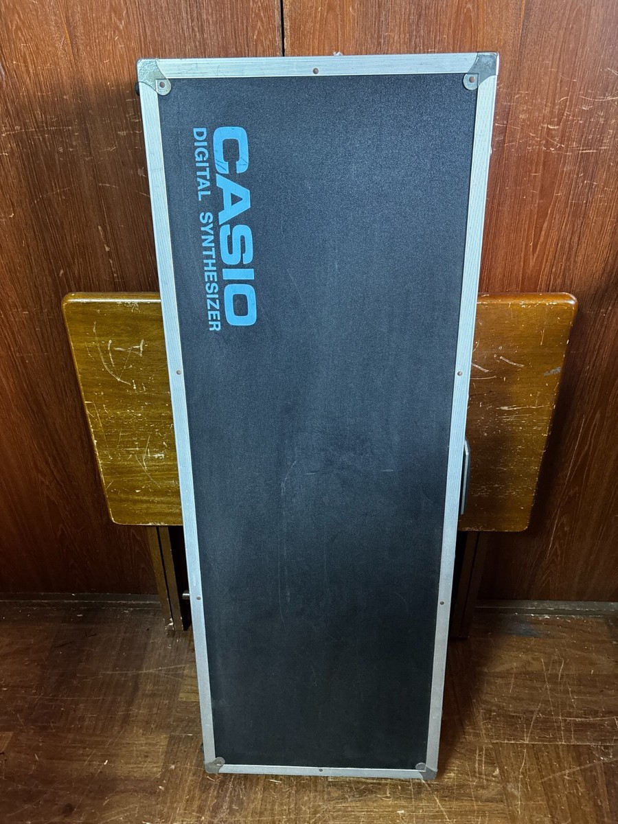 Casio CZ-3000 61-Key Digital Phase Distortion Synthesizer w/ case