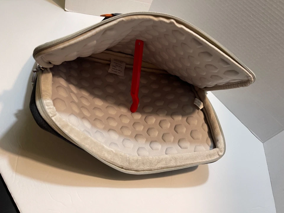 NEW JETech Laptop Sleeve for 12 Inch Notebook Tablet iPad Tab with Pocket - Image 3 of 4