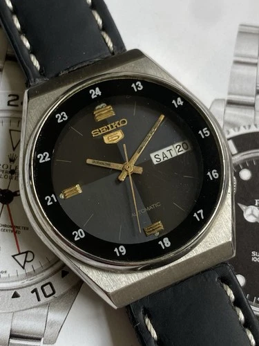 Vintage Seiko 5 Railway Time Automatic Men’s Day/Dats Black Dial Watch 6309-6100