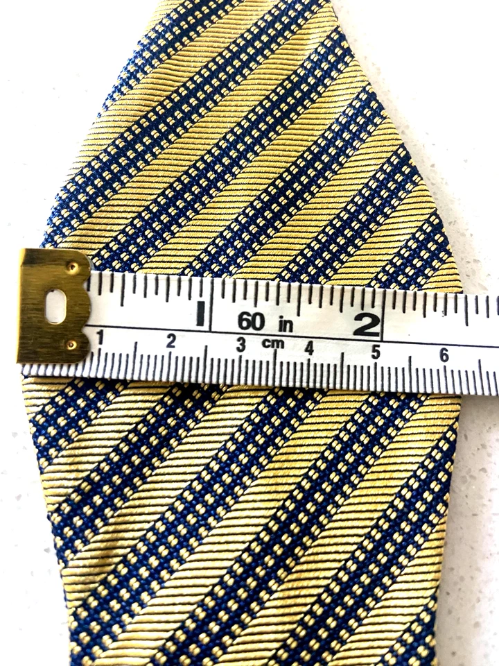 Pajarita ajustable de seda con diseño jacquard Daniel Cremieux diseño a rayas Foto 3 de 4