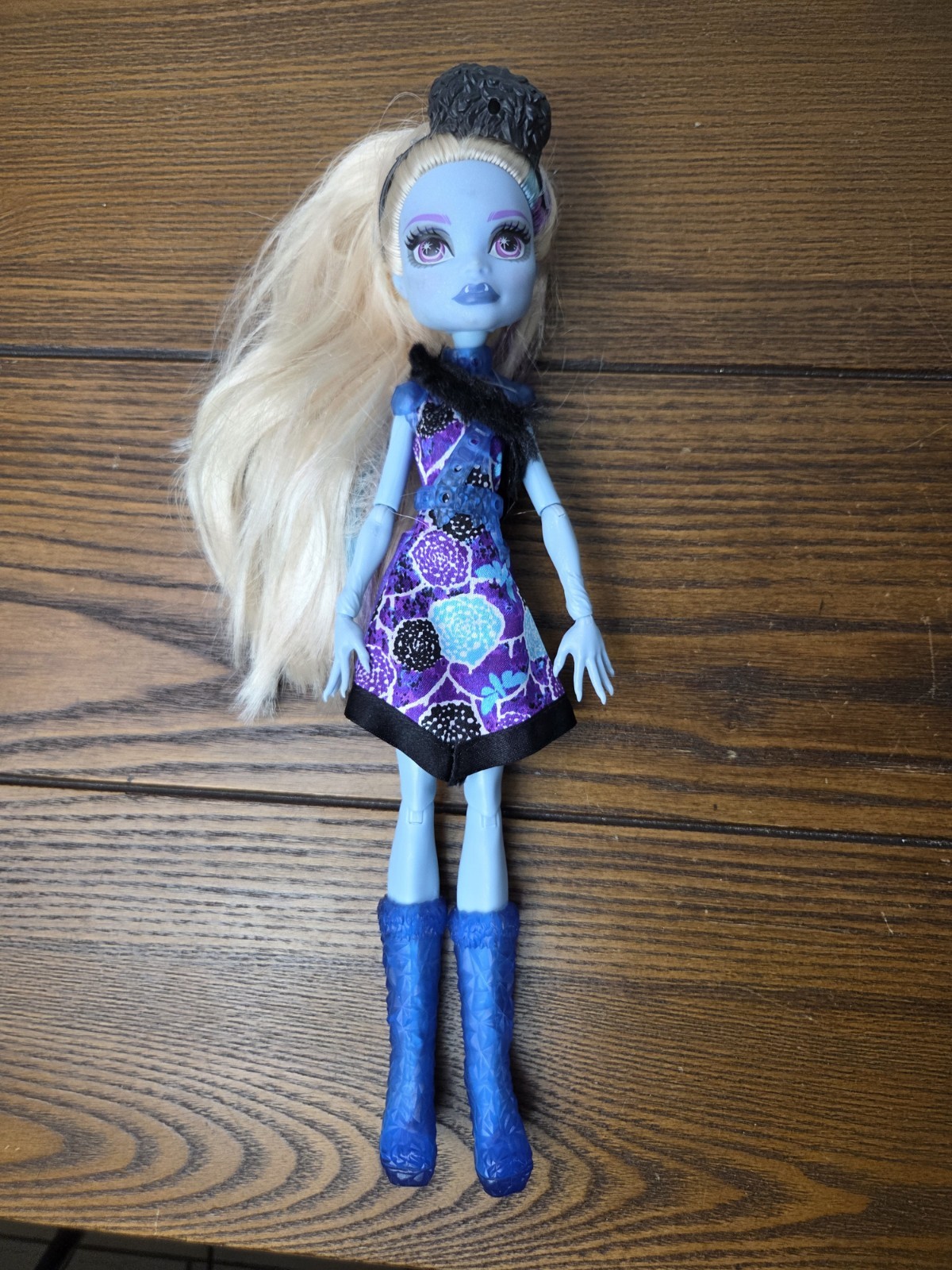 Monster High Abbey Bominable Party Ghouls 11