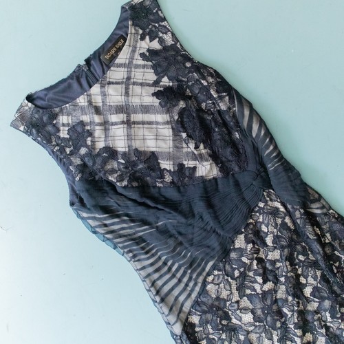 Tadashi Shoji bestickt Tüll U-Boot-Ausschnitt Spitze Blumen formelles Etuikleid - Bild 3 von 11