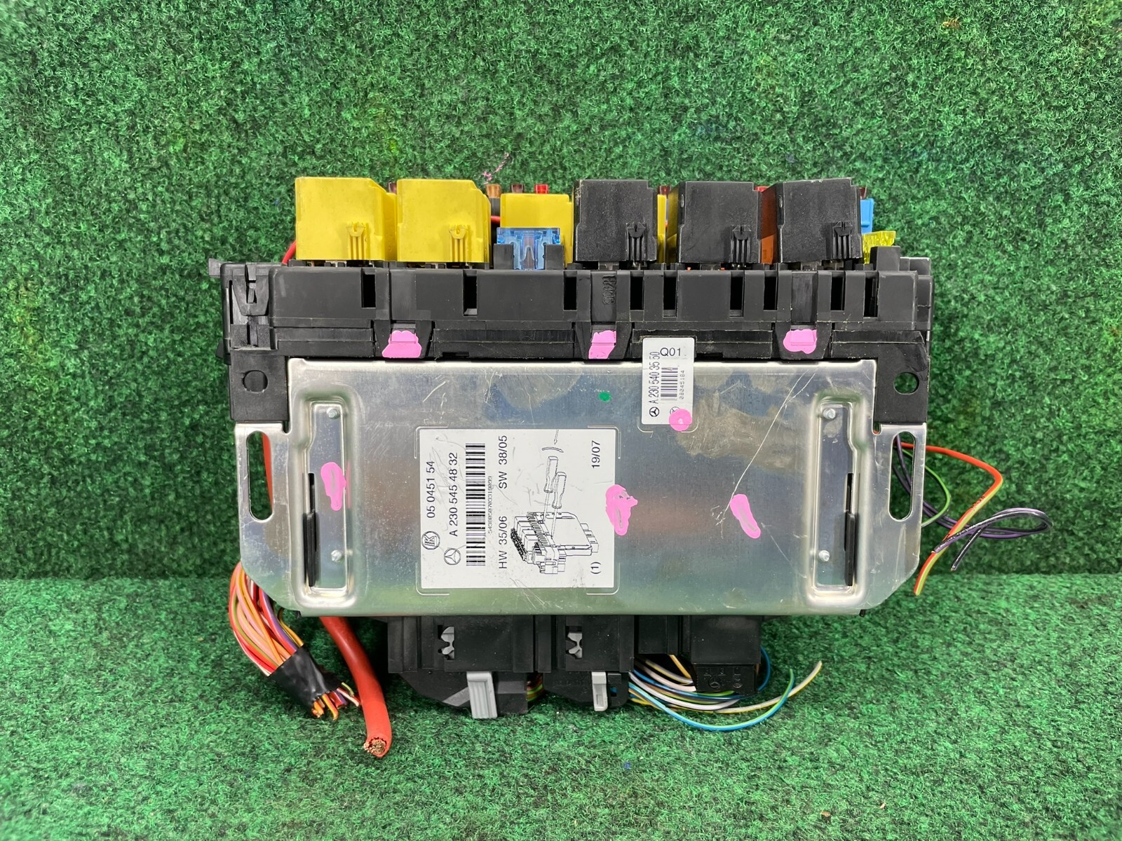 🛑 2003-2012 Mercedes R230 SL500 SLR Front Left SAM Fuse Box Control Module OEM