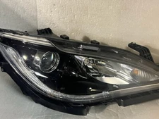 2017-2020 Chrysler Pacifica Passenger Right Headlight W DRL High Beams OE