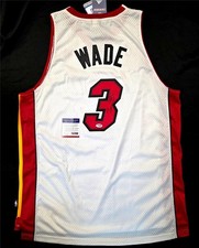 Dwyane Wade Rookie Cards and Autograph Memorabilia Buying Guide 34