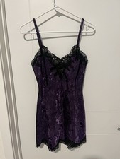 Victoria  s Secret Vintage Purple Lace Trim Women Chemise Nightgown Size Small