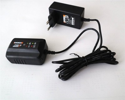 WORX POWER SHARE WA3760 Akku-Ladegerät - 20 V - 400 mA - 12 W - Kabel 2,0 m