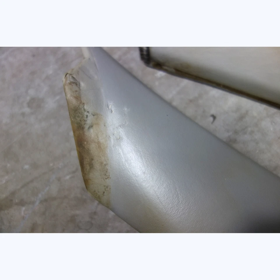 Par de cubiertas de moldura de pilar A para Porsche 996 911 1998-2006 dañadas gris grafito OEM Foto 4 de 4
