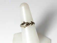 Lovely Sterling Silver Dolphin Ring Sz 7  - 11597