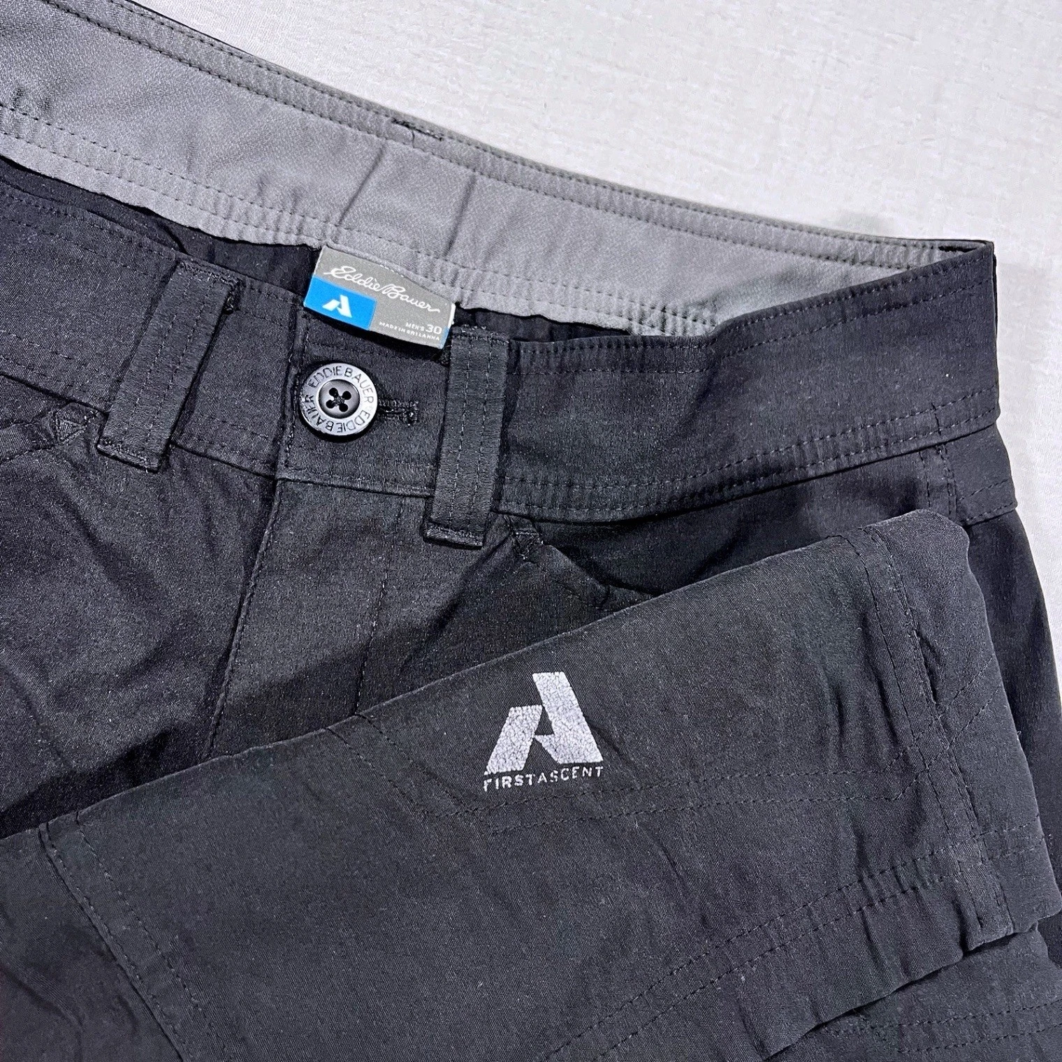 Eddie Bauer Guide Pro Shorts Mens Size 30 Black First Ascent Cargo Stretch 10"