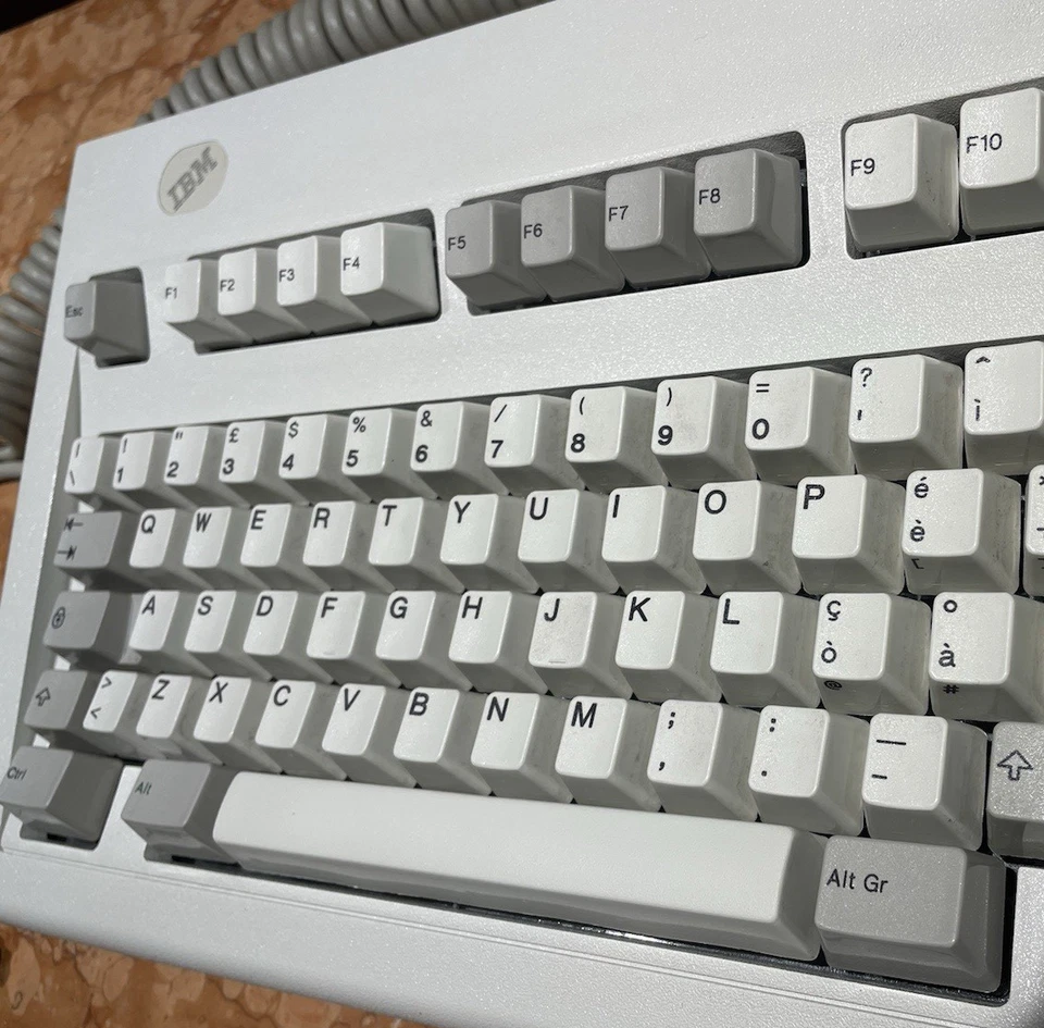 Tastiera IBM Model M Meccanica cod. 1391404 ITALIANA qwerty PS2 Vintage perfect - Immagine 4 di 4