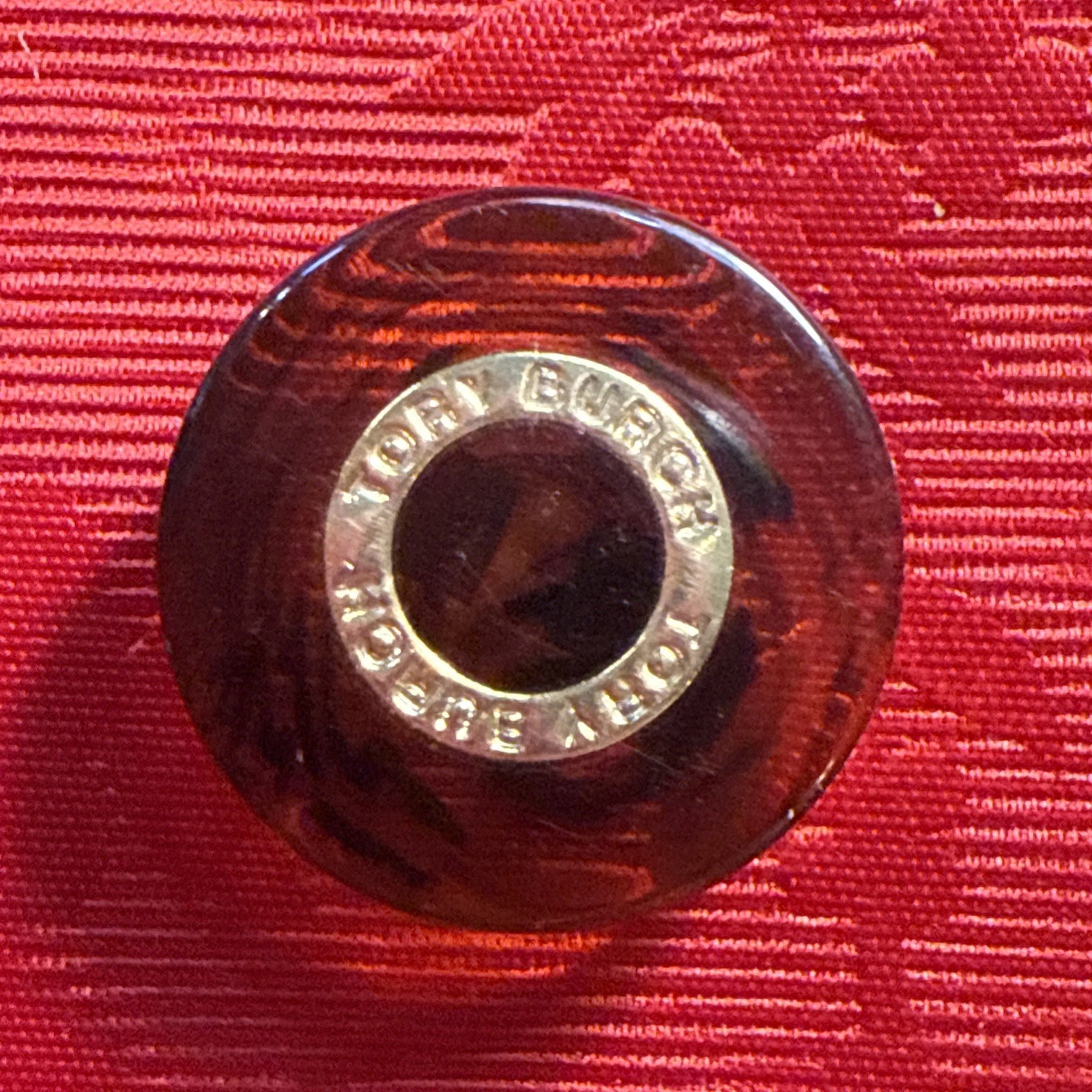 Pulsante di ricambio rotondo Tory Burch metallo tono oro ambra marmorizzata lucite .80"