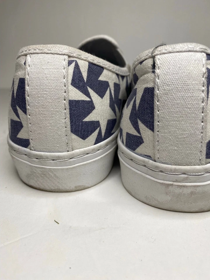 Zapatillas Gap Azul con Estrellas Blancas Talla 6 1/2 Excelente Estado Moda Sin Cordones Foto 4 de 4