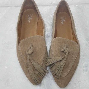 crown vintage ballet flats