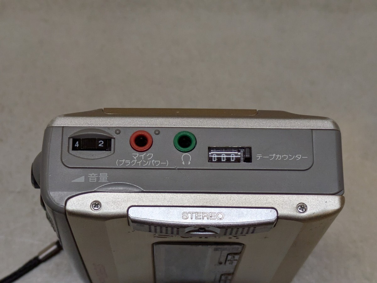 Sony TCS-600 Stereo cassette recorder Player Portable Confirmed