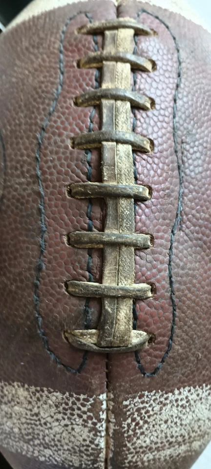 Pelota de competición de fútbol americano Punt, Pass & Kick edades 11-12-13 años 70 Rawlings + camiseta Foto 2 de 4