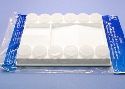 Loew Cornell 4-Well Artist Palette with 12 Storage Cups   Paint Mixing Tray