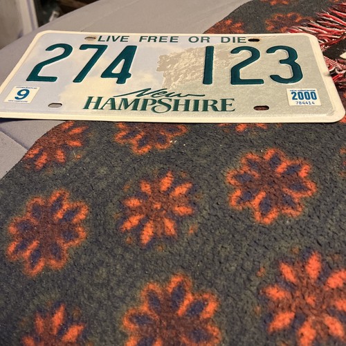 New Hampshire license plate ( Sold As Is)