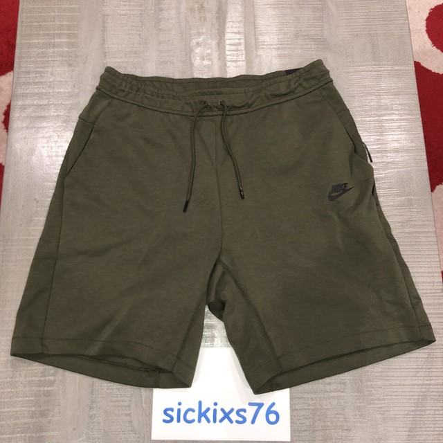 nike tech fleece shorts green
