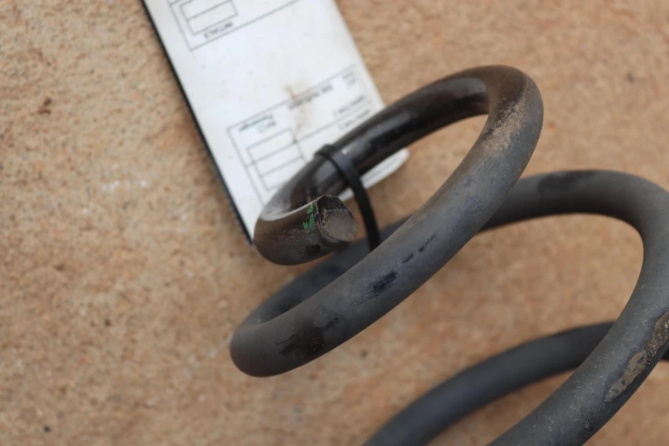 GMC YUKON XL 1500 2007-2014 4XX SUSPENSIÓN TRASERA IZQUIERDA MUELLE HELICOIDAL OEM Foto 2 de 4