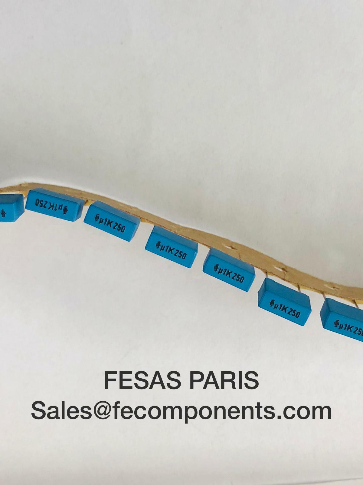 EPCOS B32520C3104K189 Film Capacitors 0.1uF 250Volts 10% (Lot de 160Pcs)