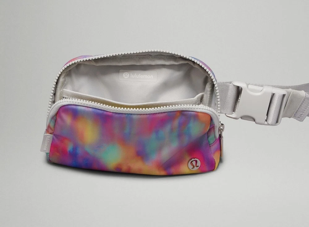 Everywhere Belt Bag 1L Prism Wash Print Multi Vapor NWT