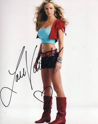 LAURA VANDERVOORT @@ SMALLVILLE @@ SUPERGIRL Signed Autograph 8''x 10'' Photo COA