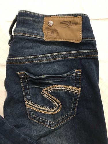 Silver Suki Mid Jean Capris Size 26 x24 