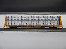 Solid Wood Wrapped Lumber Load for HO Scale 68 Foot Bulkhead Flat Car