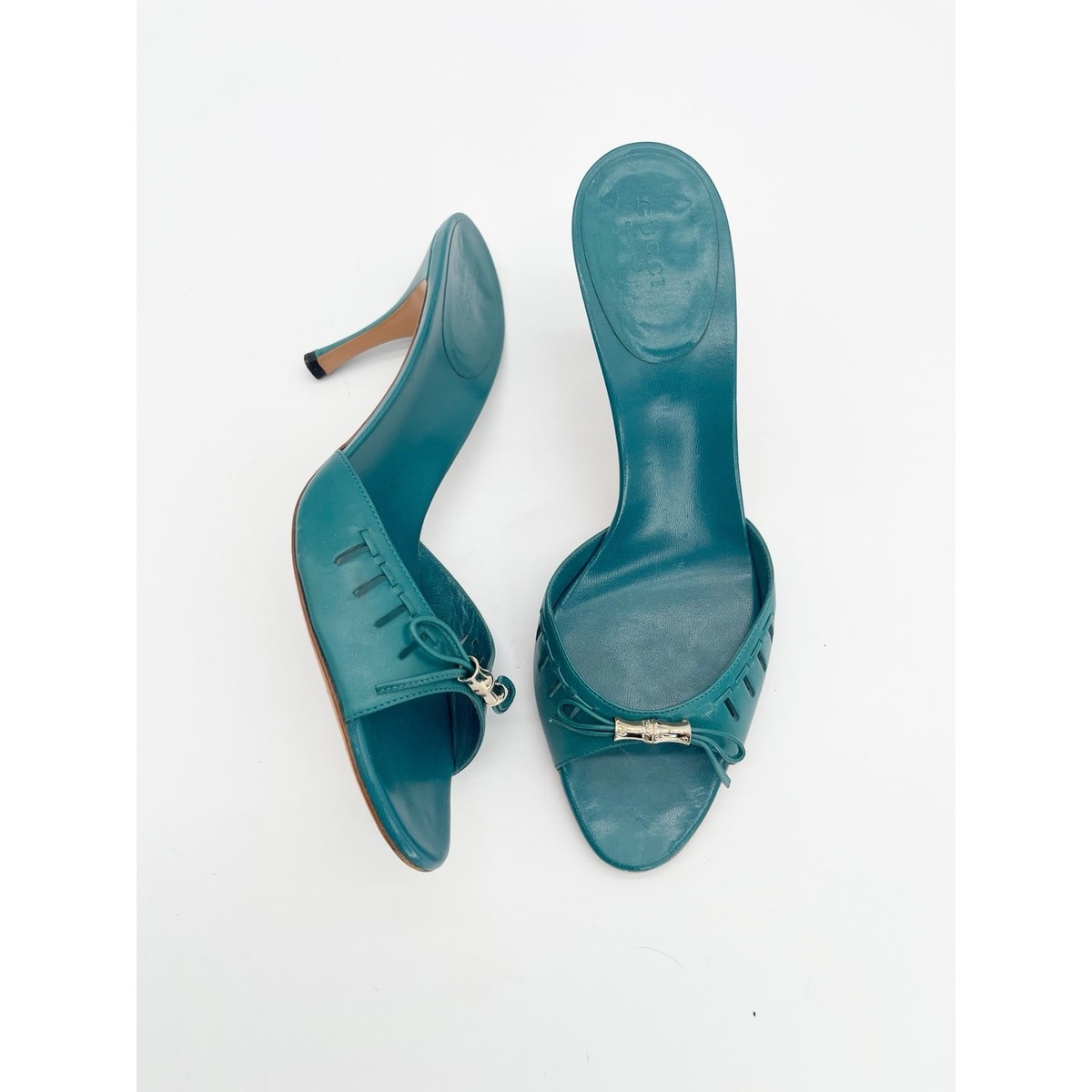 靴 Vintage Gucci Scarf Bow Sandals 37C Gucci Vintage Tom Ford Era Teal Leather Bamboo Bow Mule Heeled