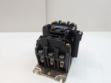 ALLEN-BRADLEY 500F-B0D930 Contactor SER.B NEMA SIZE 1 600VAC 120V Coil