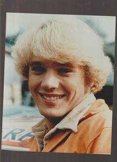 8X10 COLOR PHOTO OF CLOSE UP JOHN SCHNEIDER