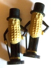 Mister Peanut Salt and Pepper Shakers Planters Nuts Mr Peanut Shakers