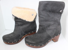 UGG Australia Boots Lynne’s Black Leather Fur Cuffed Boots Wood Heels Sz 6 3207