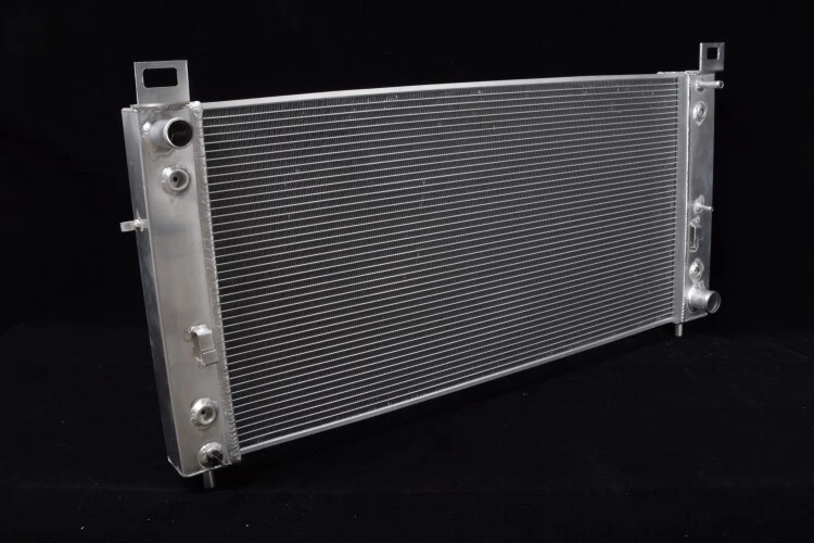 All Aluminum Radiator For 2002-2014 Cadillac Escalade V8 W/EOC & W/TOC 3Rows Foto 2 de 4