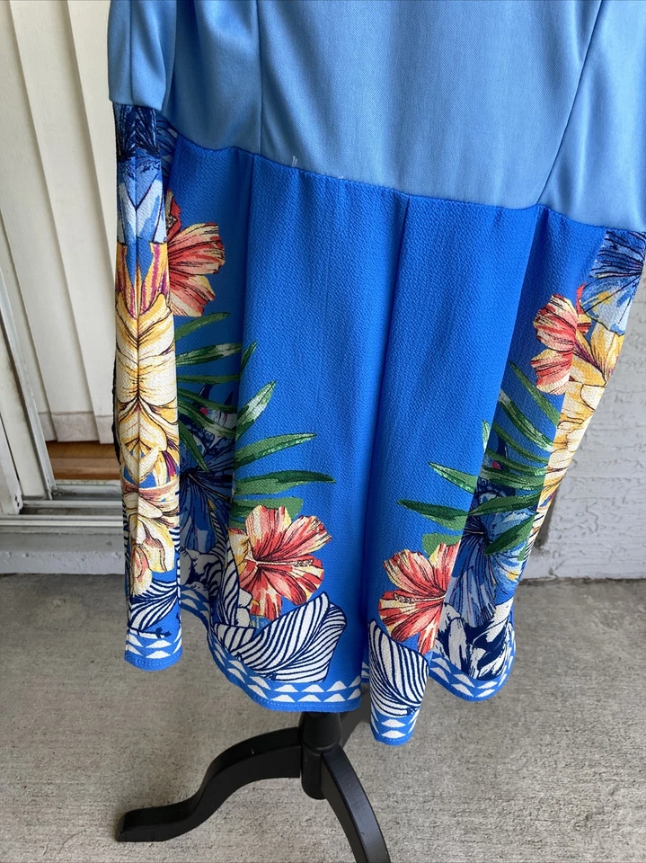 Pantalones Cortos Mameluco Sin Mangas Cuello Atado Floral Tomate Volador Azul Pequeño I2319 Foto 3 de 4