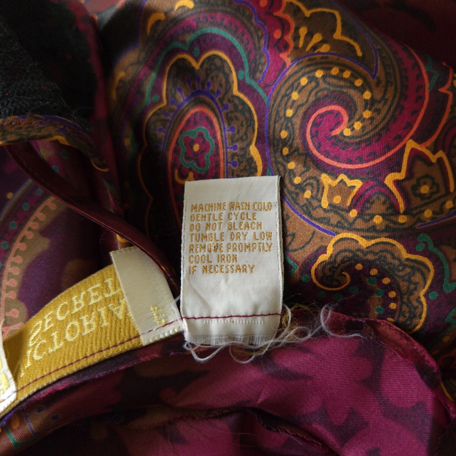 UNDERCOVER Abito slip vintage Victorias Secret etichetta oro taglia M paisley pizzo raso